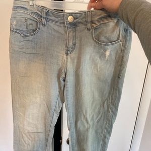 Light denim cropped jeans